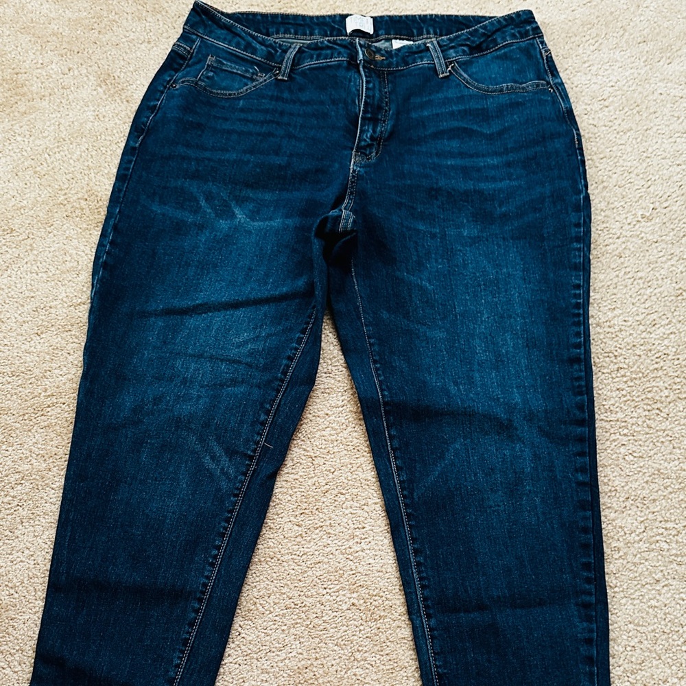 Time and Tru Indigo Straight Leg Jeans